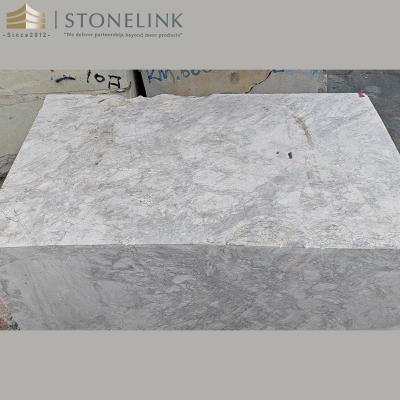 Lorde White marble block