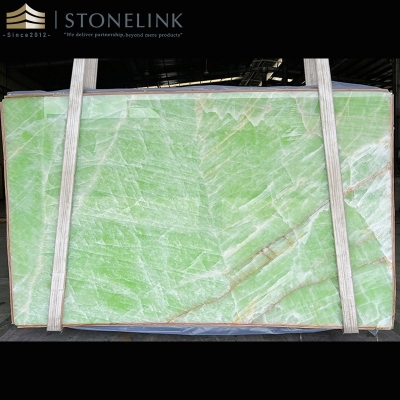 Crystal Green onyx slab
